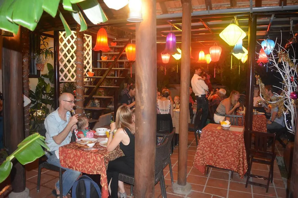 Проживание в семье Hoi An Botanic Garden Villas